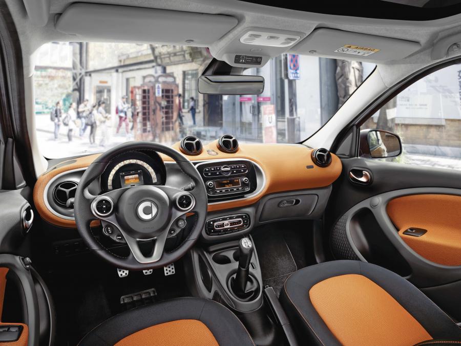  Smart ForFour 2014 года  (фото 27 из 35)